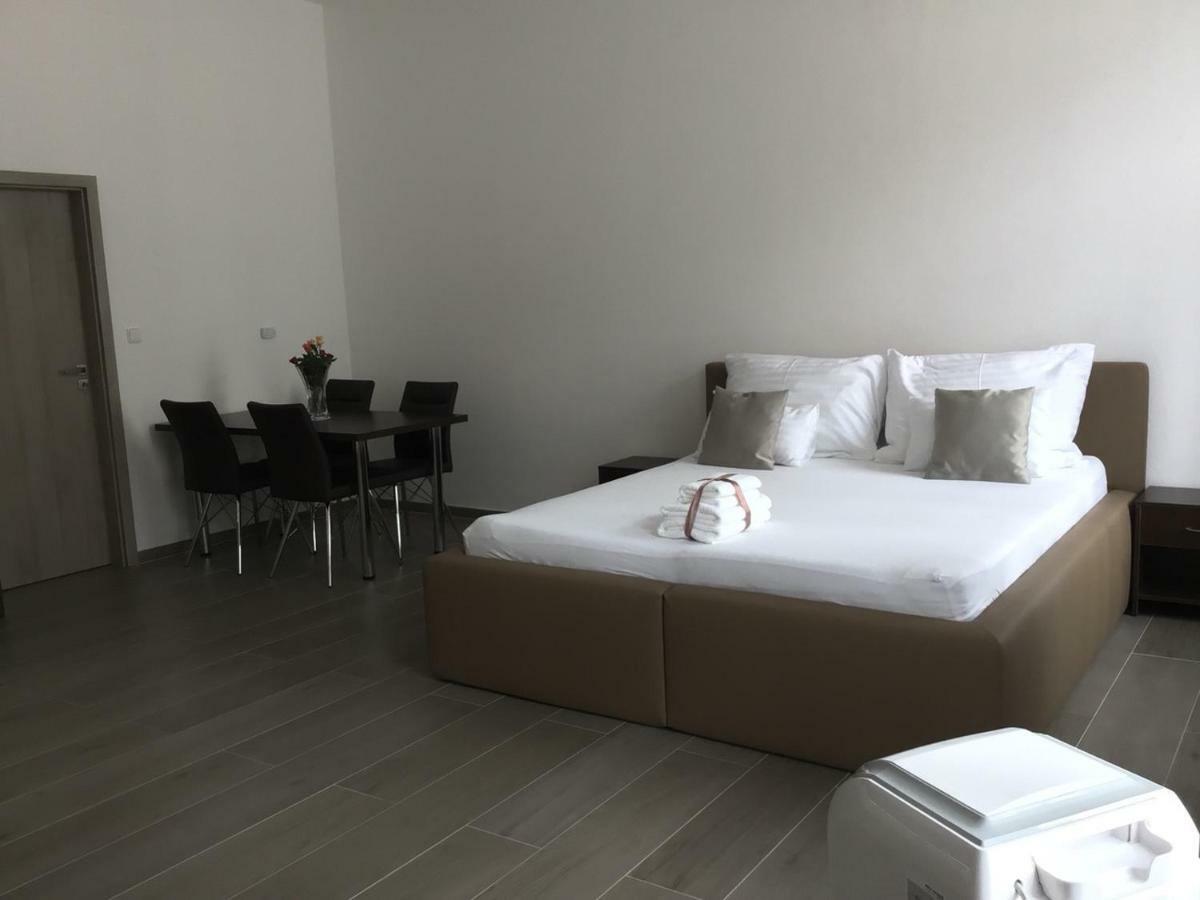 Euro Apartments Lidicka 39 Brünn Exterior foto